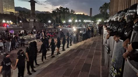 Manifestantes Exigen Justicia En Palacio De Gobierno ABC Noticias