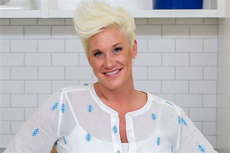 Food Network Star Anne Burrell Dead at 55