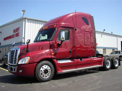 2010 Freightliner Cascadia Truck Photo Freightliner Truck Photos