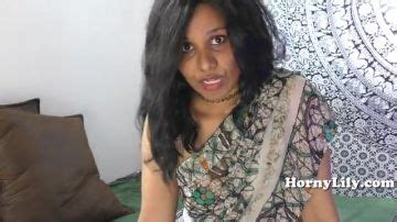 Bhabi Babe Flashes Boobs Porn