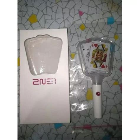 2NE1 Lightstick Korean Version 1, Hobbies & Toys, Memorabilia ...
