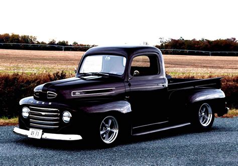 Download Dark Purple Old Ford Truck Wallpaper