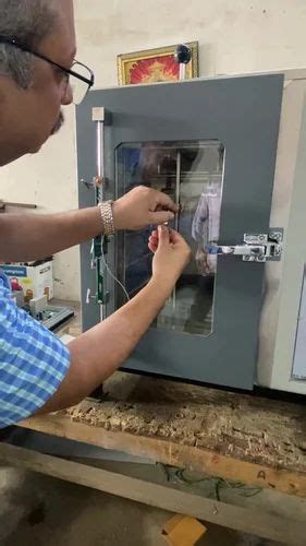 Inner Chamber SS 304 300 Degree Celsius Hot Set Test Apparatus 240V At