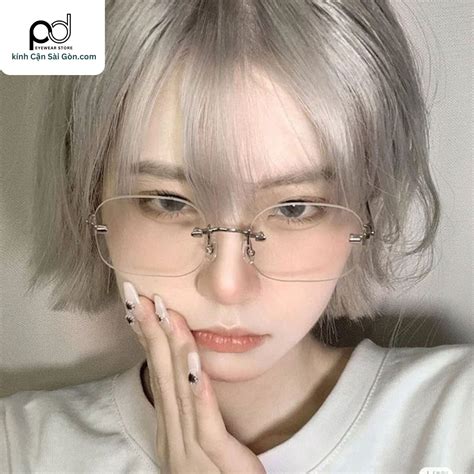 Những mẫu kính cận đẹp cho nữ HOT trend 2024