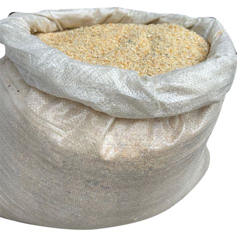 Cool And Dry Place 50kg Crushed Maize Grits Cattle Feed High In