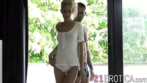 Passion hd ein heißes blondes Schätzchen Brooke Logan anal erforscht xHamster