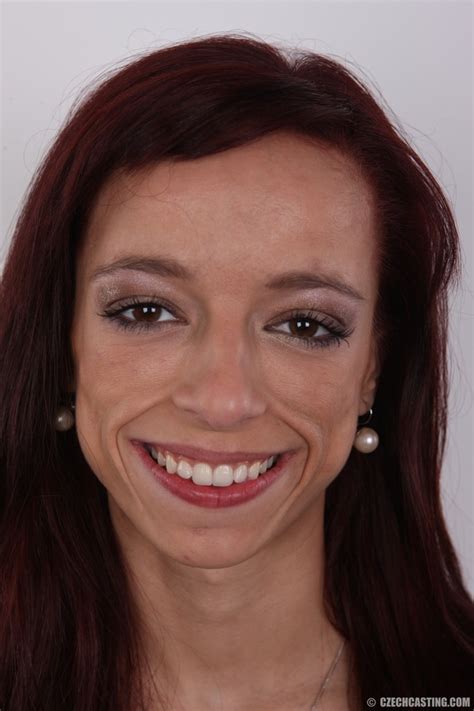 Wonderful Amateur Gives Up Her Pussy To Har XXX Dessert Picture