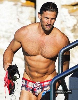 TIM ROBARDS Nude AZNude Men