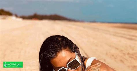 MC Nguyễn Cao Kỳ Duyên bất ngờ khoe ảnh bikini táo bạo trên trang cá nhân