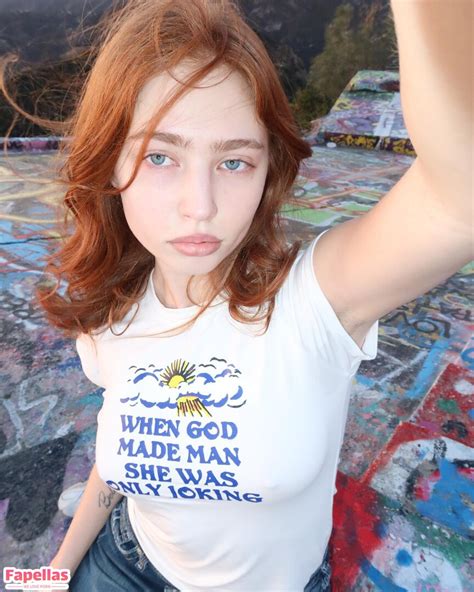 Renata Ri Aka Renatarii Nude Leaks Onlyfans Photo Fapellas