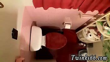 Asiático chico Porno gay XXX una habitación de meando pollas XVIDEOS