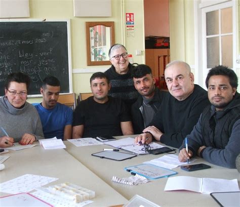 Neufchâteau Les demandeurs dasile prennent des cours de français