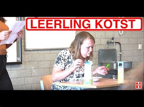 Leerling Kotst In De Klas Youtube