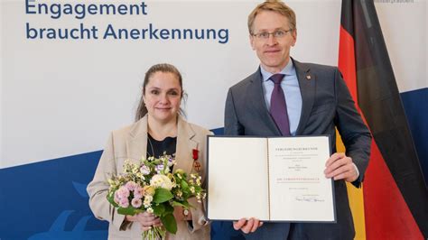 Rosana Trautrims aus Nübbel bekommt Bundesverdienstkreuz SHZ