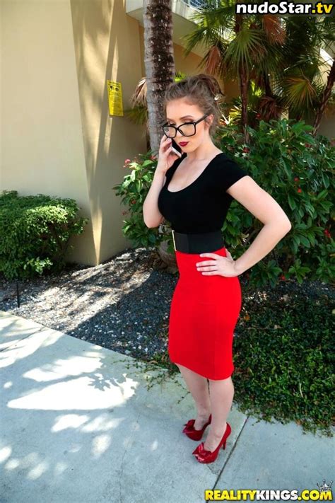 Lena Paul Lena Paulx Lenaisapeach Lenapaulxo Nude OnlyFans Photo Nudostar TV