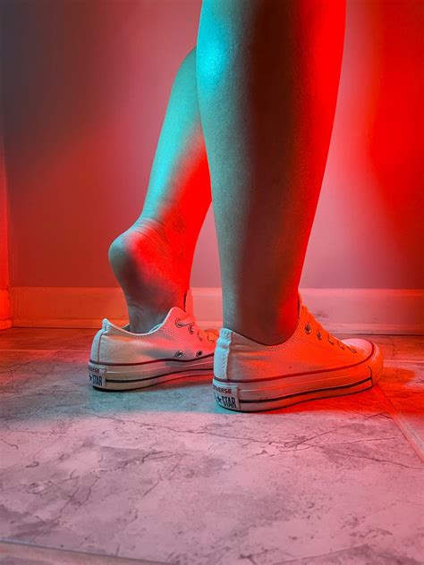 Is It Still Hot In Sneakers Scrolller