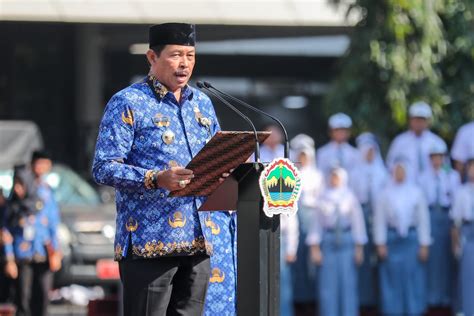 Pj Gubernur Jateng Nana Sudjana Ajak Generasi Muda Menjaga Ideologi