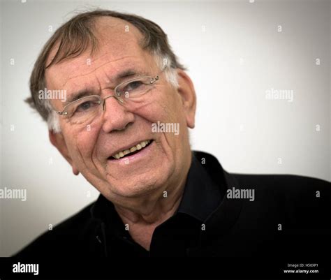 Gehl hi-res stock photography and images - Alamy