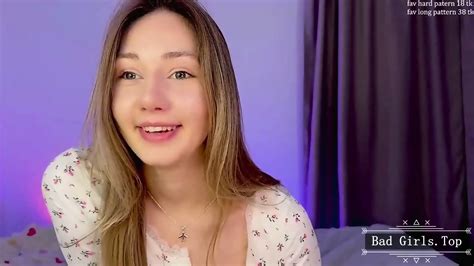 Booty Skinny Small Tits Long Hair Pretty Teen