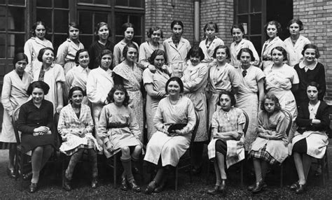 Photo De Classe La Seconde De Ecole Primaire Rue De Pontoise