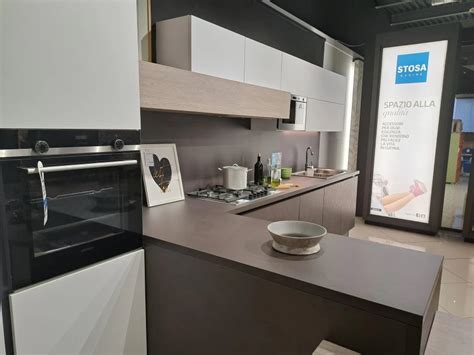 Cucina Con Penisola Stosa Cucine Infinity A Napoli Sconto