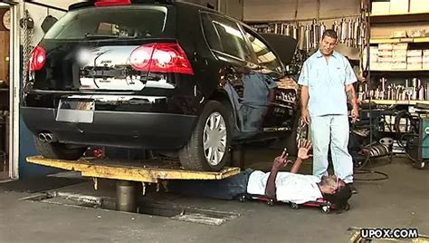 Fresh Hole To Fuck 2 XHamster