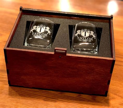 Personalized Whiskey Glasses Custom Whiskey Glaas Groomsmen Etsy