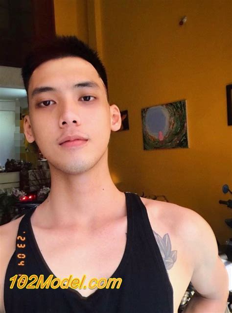 Hot boy bú liếm bao sướng cao ráo trắng trẻo ngon ăn NAM 1104