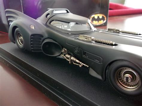 La Entrada De La Baticueva Batimovil Heritage De Hot Wheels Escala