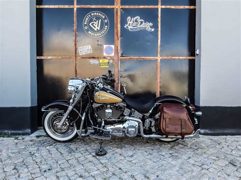 HERITAGE RW MOTORCYCLES RUSTY WRENCH LOULÉ ALGARVE PORTUGAL