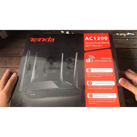 Tenda AC8 AC1200 Dual Band Gigabit Wireless Router - Wolusiji