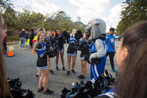 Calling all bulldogs: UNC Asheville homecoming & family weekend ...