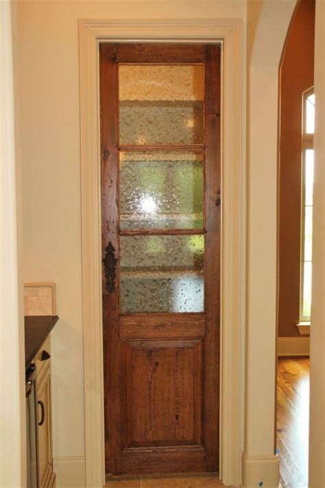 30 Rustic Pantry Door Ideas