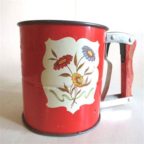 Vintage 1940s Androck Hand I Sift Red Metal Flour Sifter Etsy Old