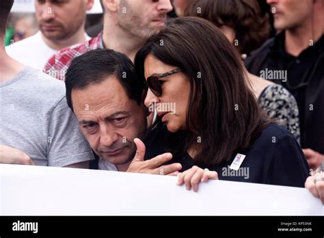 Gay Pride Paris Banque De Photographies Et Dimages Haute R Solution Alamy