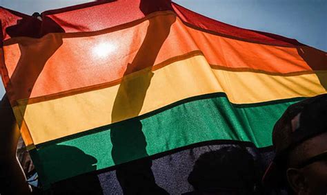 Iraq criminalises same sex relationships with maximum years in prison ஈரககல ஓரன