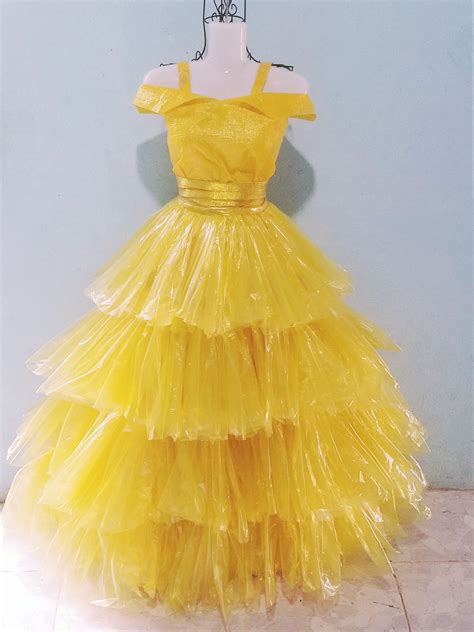 Thời trang tái chế | Thời trang tái chế, Thời trang, Áo quần hiệu