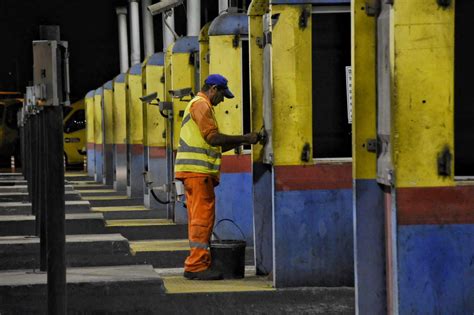 Cabines de pedágio da 3ª Ponte e Rodovia do Sol serão demolidas em