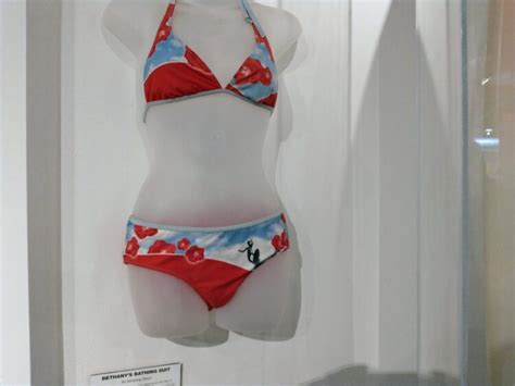 Hot Sexy Bethany Latham Bikini Pics