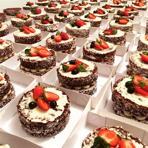 Mini Naked Cake Minibolos Doces E Sobremesas Bolos E Doces