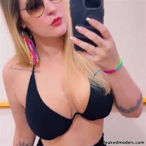 Nahzinhaa Natacha Fanganiello Nude Leaks OnlyFans Photo 5 Leaked