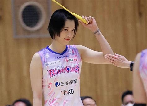 Hoa khôi Kiều Trinh khoe sắc ở Thái Lan hot girl bóng chuyền Canada khoác áo Kinh Bắc Bắc Ninh