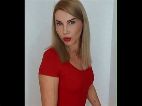 Une Milf Russe Parle D Aller Voir Des Changistes Avec Son Mari Xvideos