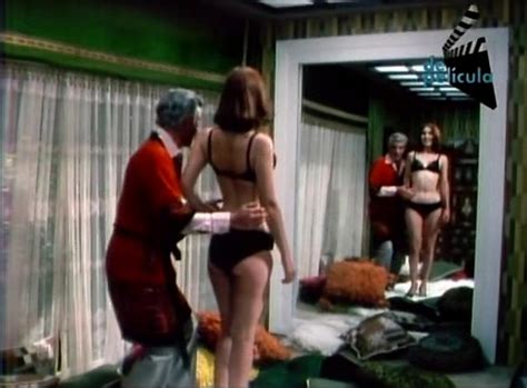 Naked Isaura Espinoza In El Satiro