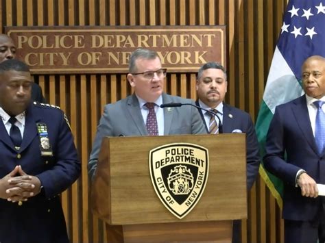 Nyc Serial Stabber Linked To Brooklyn J Train Attack Nypd Bed Stuy