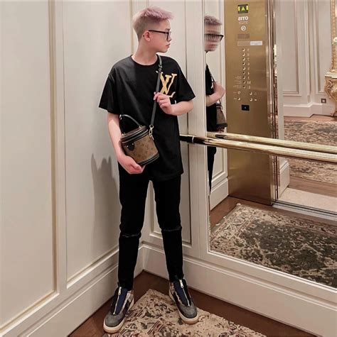 Chuy N T Nh C Ng T Nh Gi U V C Hot Girl M C I R C D U B Ng Bmw G N Th P K Tr C