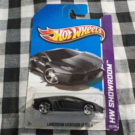 Hot Wheels Lamborghini Aventador Shopee Malaysia