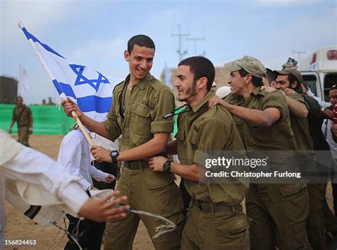 Israeli Dancing Photos And Premium High Res Pictures Getty Images