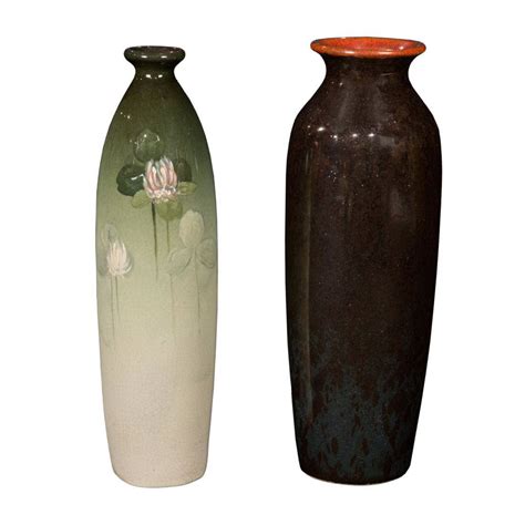 A Weller Eocean Pottery Vase And A Rookwood Pottery Vase Auction