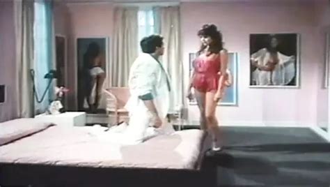 Robin Cannes Naked Night Sc Brunette Brunette Porn XHamster